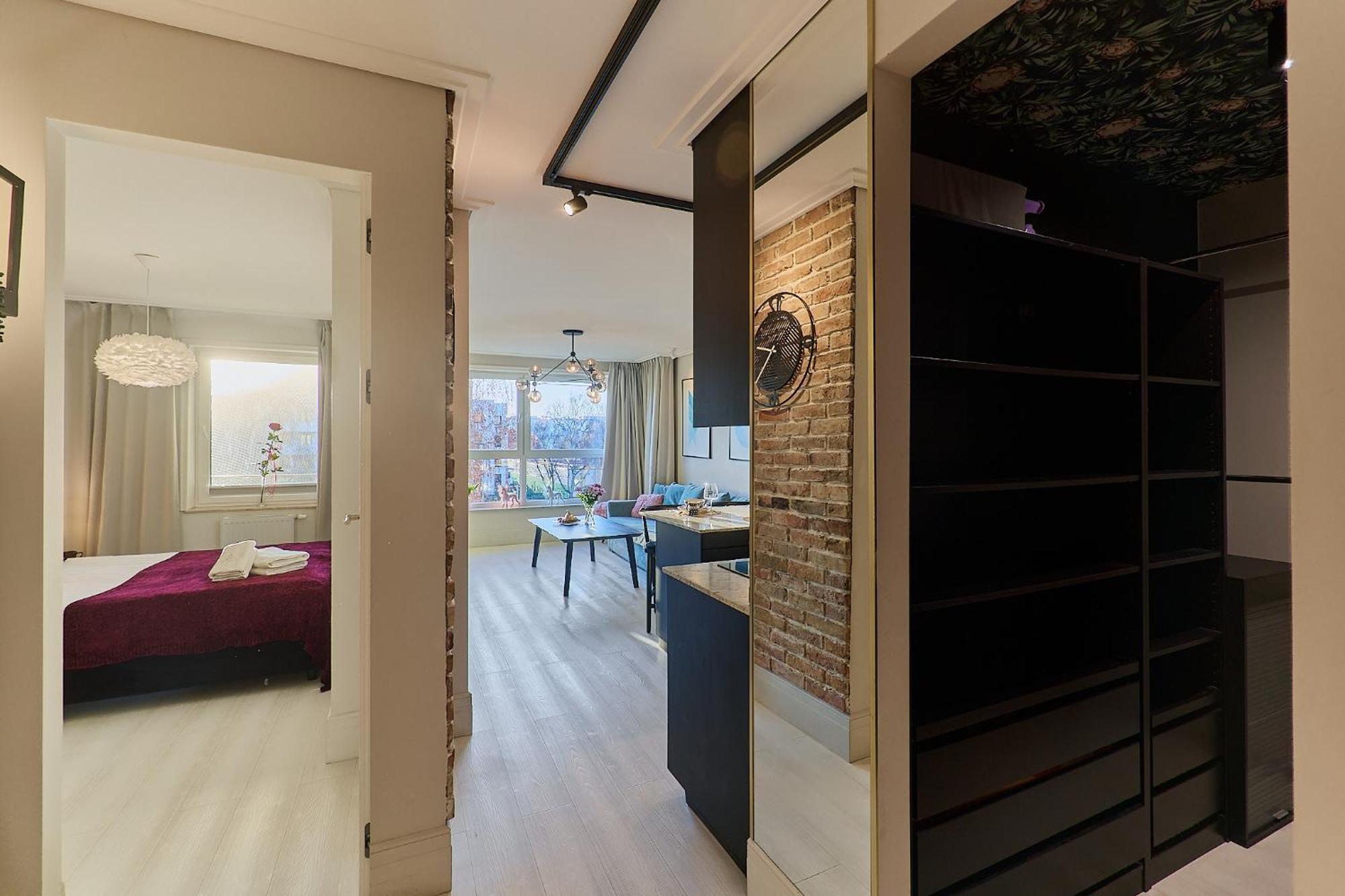 Golden Hour Apartments- Grunwaldzka 42 ชวีโนวิชแจ ภายนอก รูปภาพ